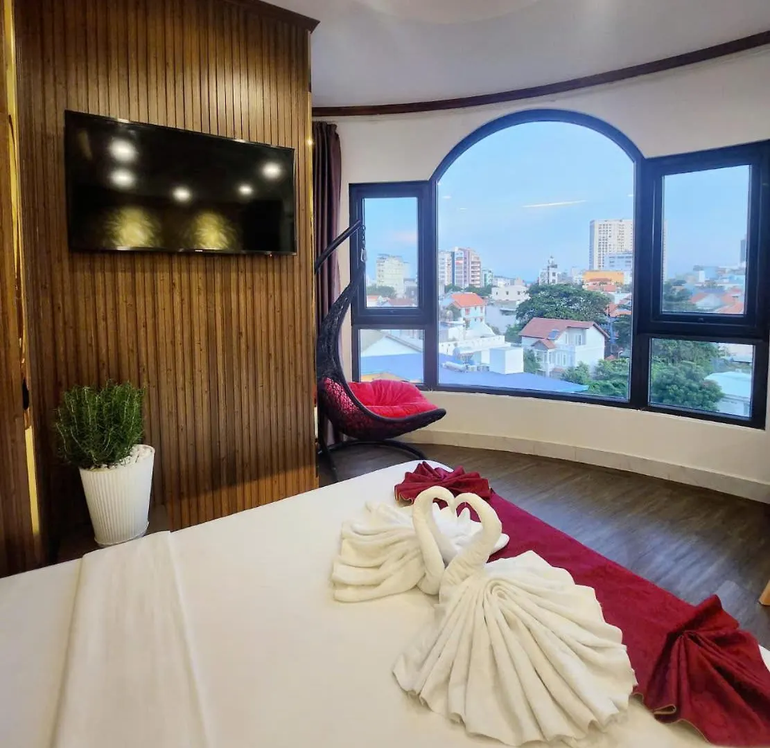 Ha Hotel & Apartment Vung Tau 2*,